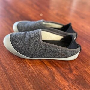 Mahabis Charcoal Gray Slip-On Shoes/Slippers